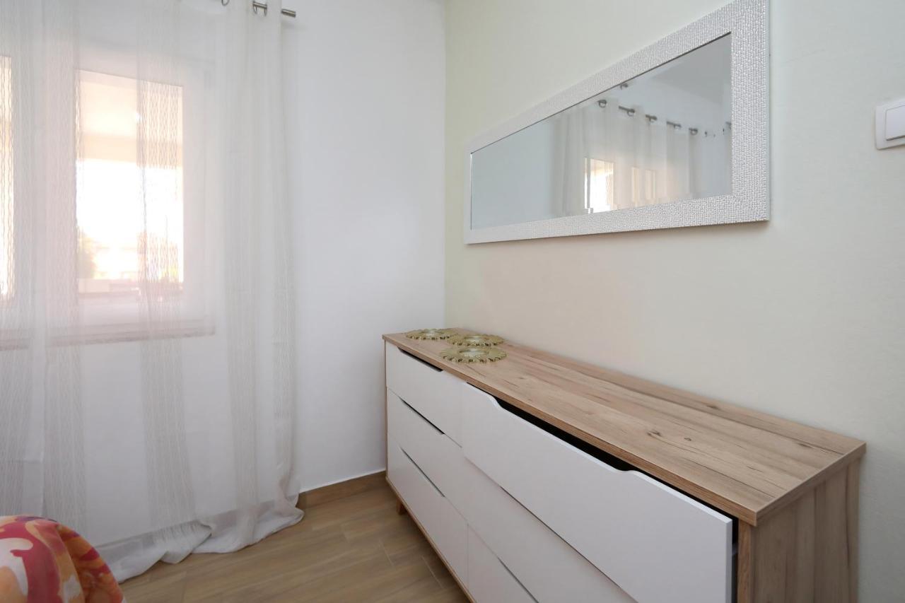 Apartment Sunny Terrace ビビニェ エクステリア 写真