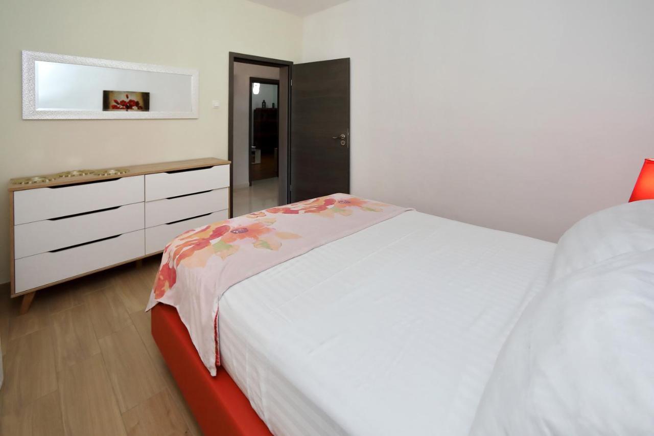 Apartment Sunny Terrace ビビニェ エクステリア 写真