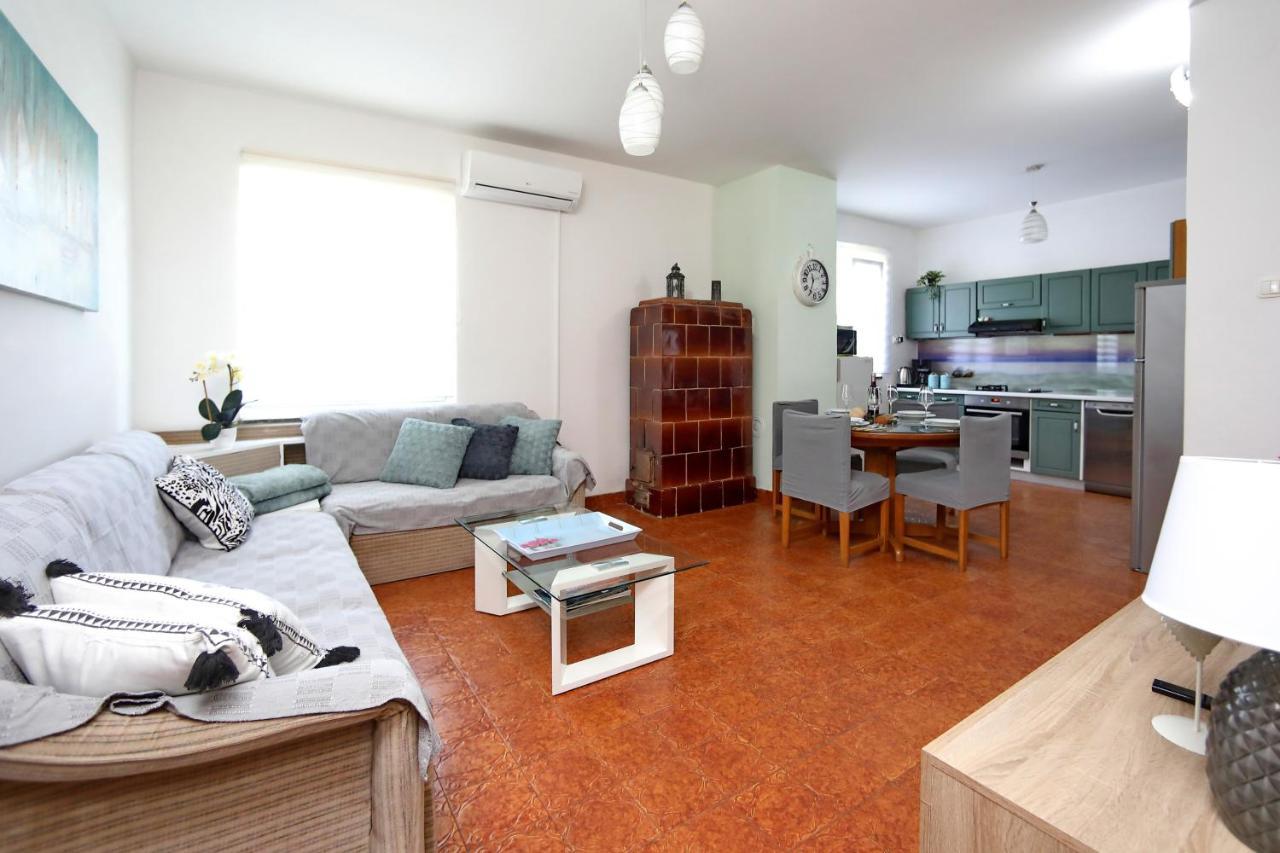 Apartment Sunny Terrace ビビニェ エクステリア 写真