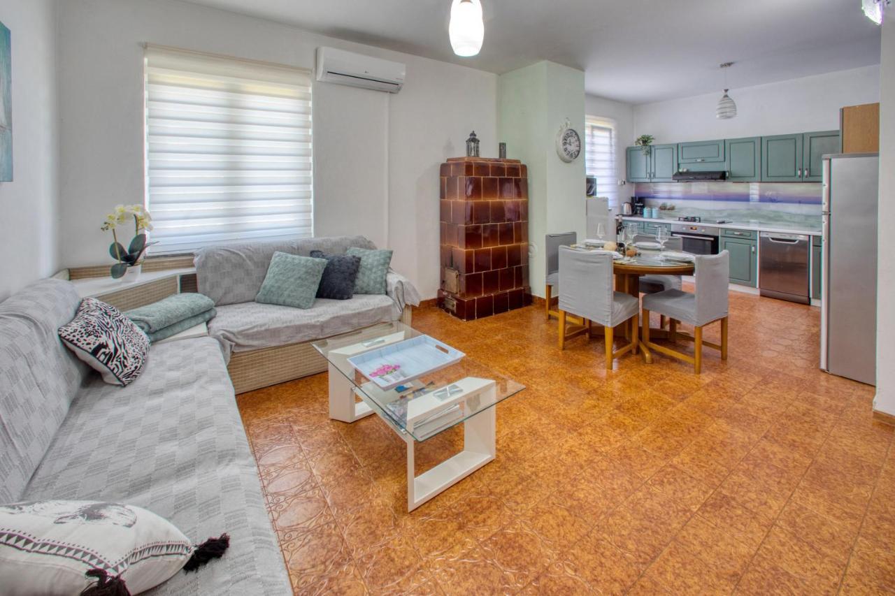 Apartment Sunny Terrace ビビニェ エクステリア 写真