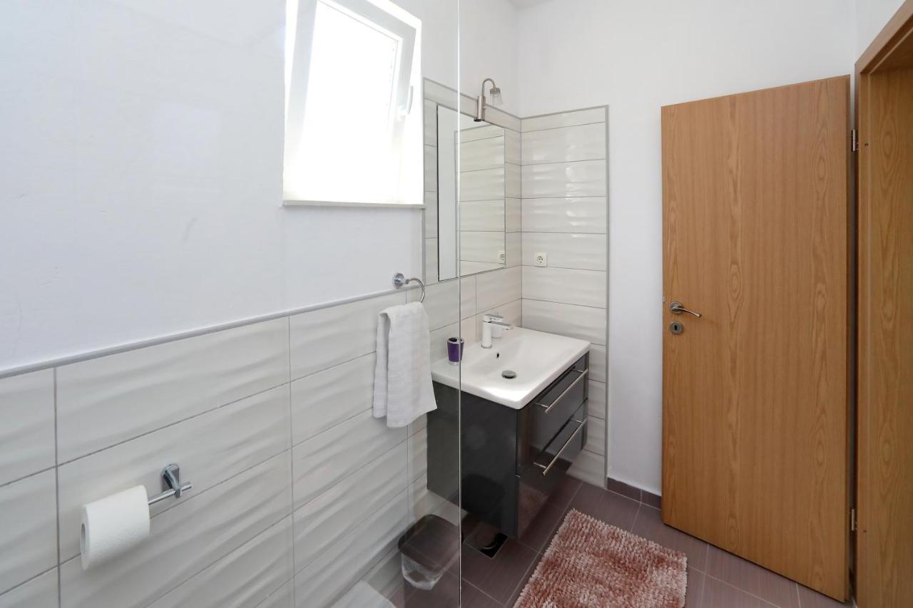 Apartment Sunny Terrace ビビニェ エクステリア 写真