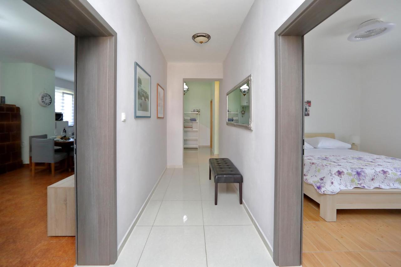 Apartment Sunny Terrace ビビニェ エクステリア 写真